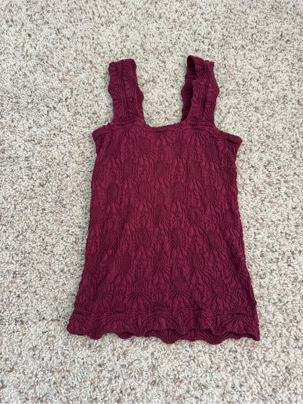 Altar'd State Textured Square-Neck Tank Top — Burgundy Size M/L